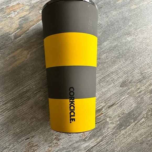 Hufflepuff Corkcicle tumbler - Picture 2 of 4